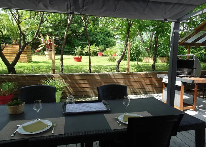 Le Jardin De Brigitte Hébergement de vacances Vergeroux